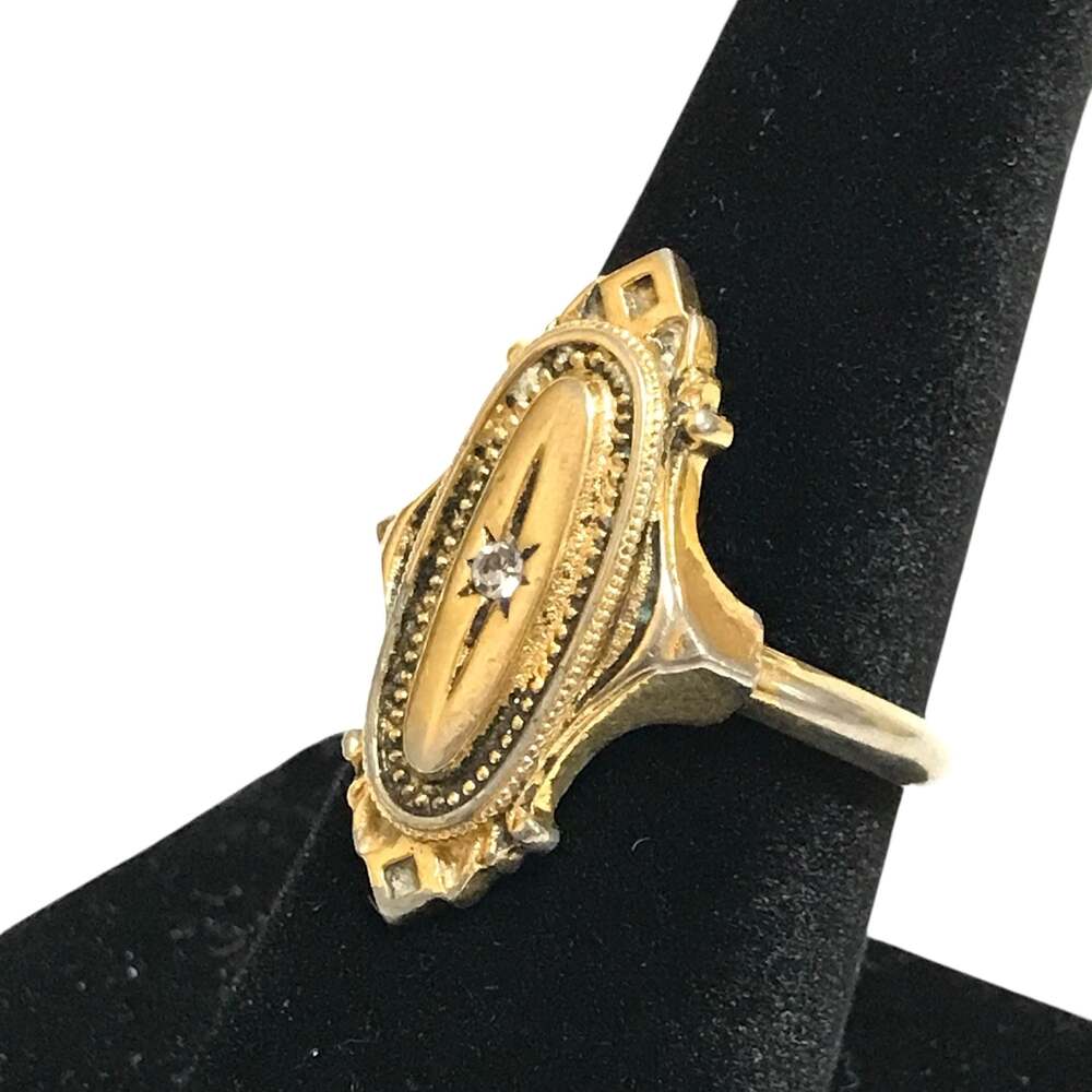 Avon Vintage 1976 Kensington Ring Gold-tone Size 8 Adjustable Band